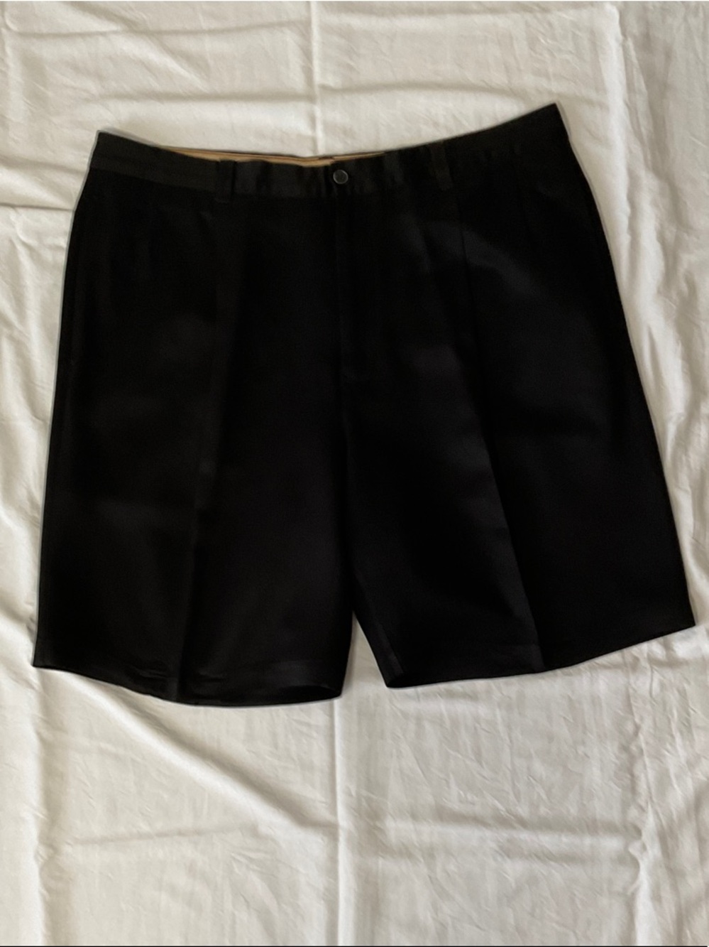 Men's size 38 Tommy Bahama Pleated Tailored Shorts